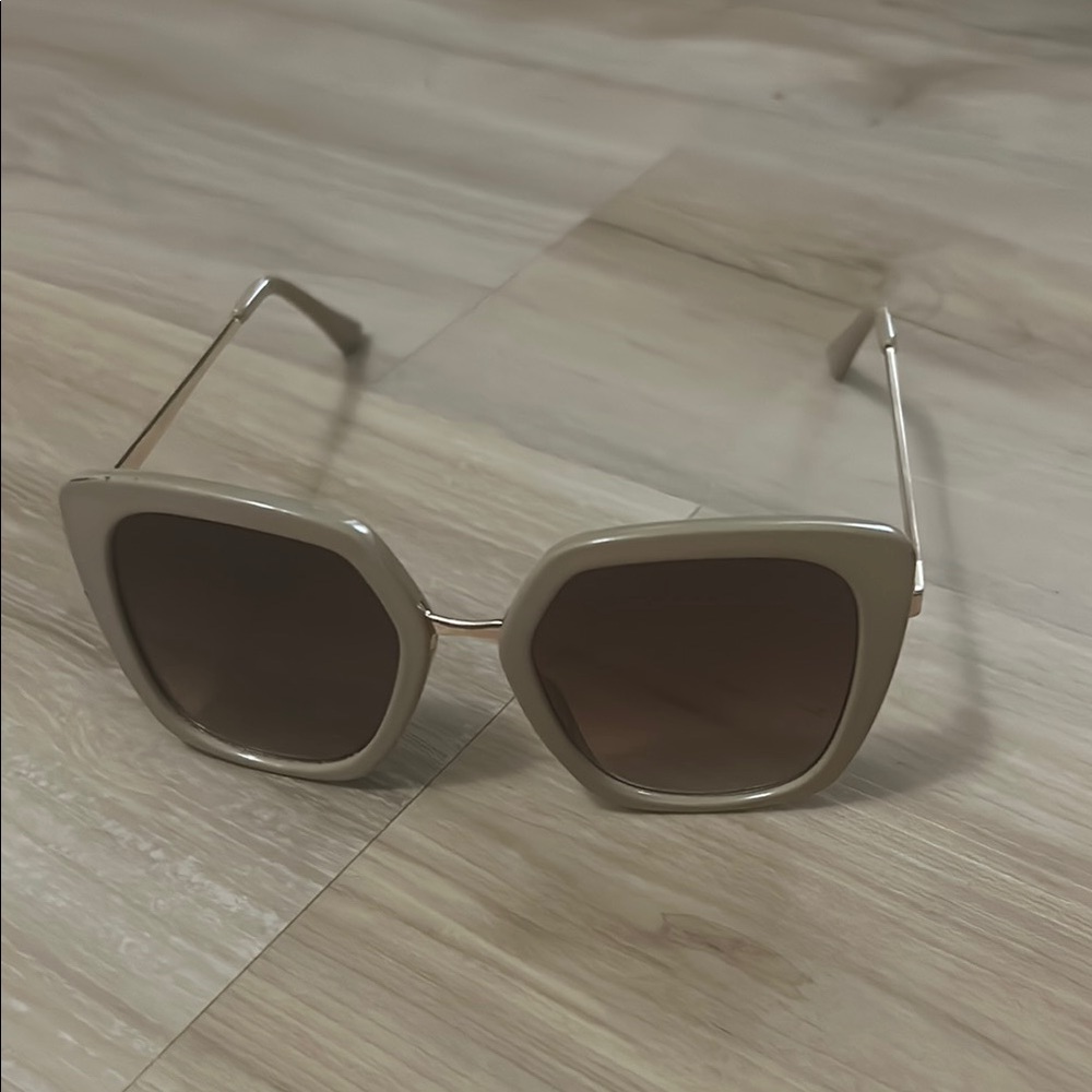 Francesca's Collections Beige Sunglasses